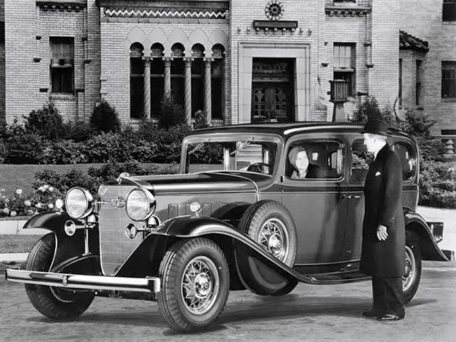  LaSalle Sedan by Fisher (345-B 659) 1932 года  (фото 1 из 1)